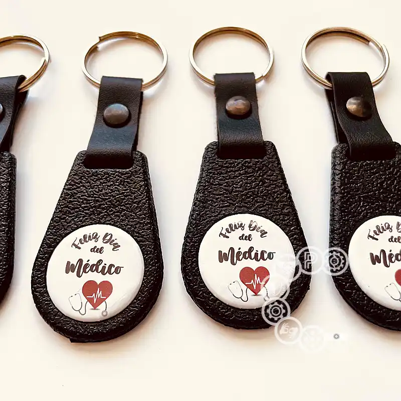 Llaveros con tira de cuero - Personalizado 1